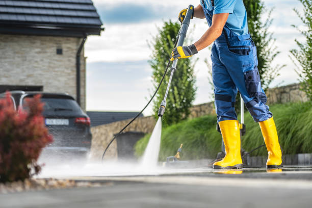 Post-Construction Pressure Washing in Ashland, OR